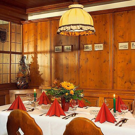 Altdeutsches Gasthaus Roter Hirsch เยนา ภายนอก รูปภาพ